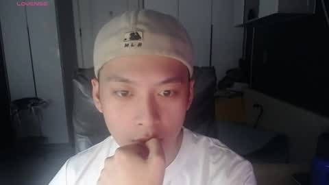 Snapshot of yichen009 chatting on 22, 7, 2026 yichen009 online show from 22, 7, 2026