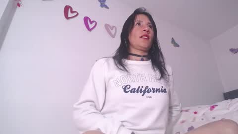 Yiny online show from 6, 3, 2025