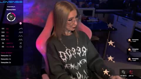 Snapshot of yngmilf_ chatting on 2, 2, 2025 online show from 2, 2, 2025