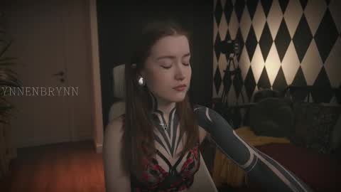 ynnenbrynn online show from 15, 2, 2025