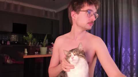 Max online show from 28, 2, 2026