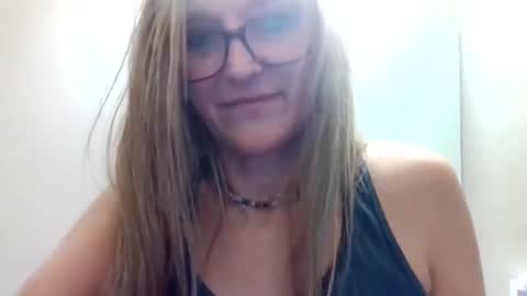 yogabuttttttt online show from 3, 10, 2025