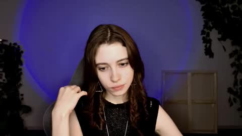 yoka_paradoxxx online show from 7, 11, 2025