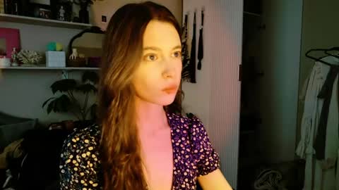 yoka_paradoxxx online show from 17, 5, 2026