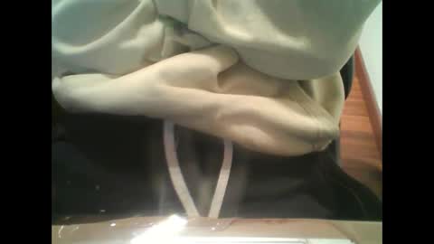 Snapshot of yokaxondoo chatting on 16, 2, 2025 yokaxondoo online show from 16, 2, 2025