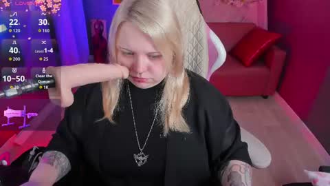 Snapshot of yoki_shizuko chatting on 12, 7, 2026 Yoki online show from 12, 7, 2026