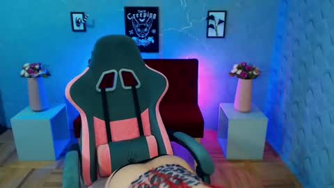 Yolandi-Foun online show from 22, 1, 2025