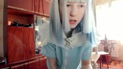 Yoonhee Kiss online show from 23, 9, 2025