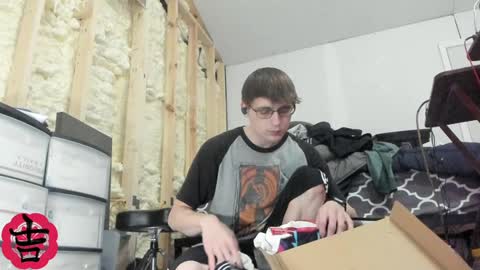 yosh online show from 3, 2, 2025