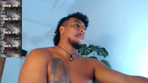 Snapshot of yosoy_enzo2020 chatting on 27, 2, 2025 Enzo online show from 27, 2, 2025
