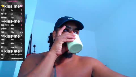 Snapshot of yosoy_enzo2020 chatting on 14, 9, 2025 Enzo online show from 14, 9, 2025