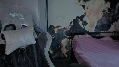 Snapshot of you_lika chatting on 19, 5, 2026 Lika online show from 19, 5, 2026