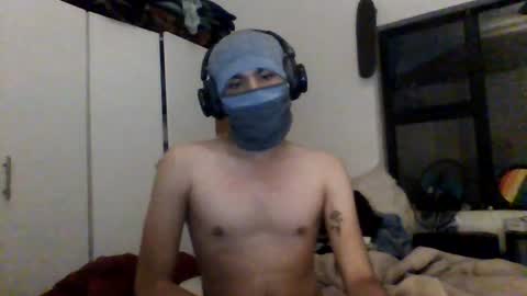 Snapshot of you_luv_me chatting on 12, 7, 2026 you_luv_me online show from 12, 7, 2026