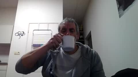 Snapshot of youdeservit chatting on 9, 3, 2025 CrayZio online show from 9, 3, 2025