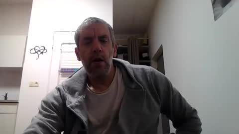 Snapshot of youdeservit chatting on 11, 3, 2025 CrayZio online show from 11, 3, 2025