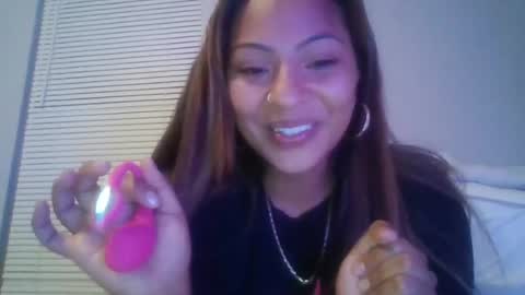 Snapshot of youluvkitty chatting on 24, 6, 2026 youluvkitty online show from 24, 6, 2026
