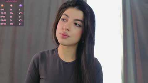 Snapshot of younotwrongdude chatting on 5, 2, 2026 Viola online show from 5, 2, 2026