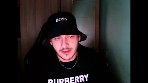 Snapshot of younromki chatting on 23, 12, 2024 A... online show from 23, 12, 2024