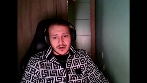 Snapshot of younromki chatting on 24, 12, 2024 A... online show from 24, 12, 2024