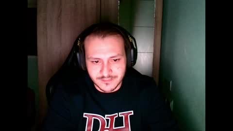 Snapshot of younromki chatting on 26, 12, 2024 A... online show from 26, 12, 2024