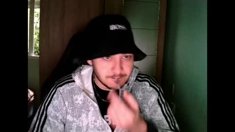 Snapshot of younromki chatting on 29, 12, 2024 A... online show from 29, 12, 2024