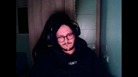 Snapshot of younromki chatting on 6, 2, 2025 A... online show from 6, 2, 2025