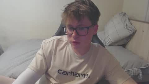 Snapshot of your_boyfriend123 chatting on 29, 5, 2026 Max online show from 29, 5, 2026