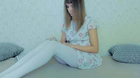 Lily online show from 25, 1, 2025