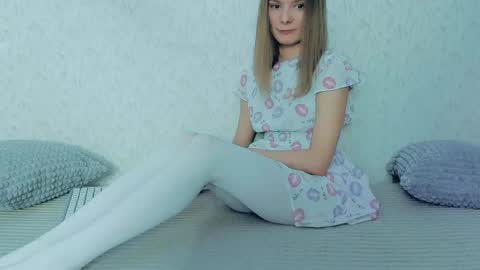 Lily online show from 10, 2, 2025