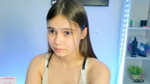Snapshot of your_casual_vibes chatting on 5, 6, 2026 Julia Next stream online show from 5, 6, 2026