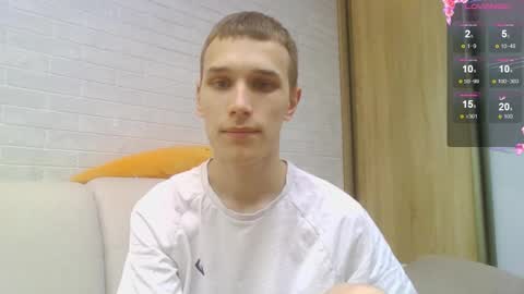 Snapshot of your_honeyy chatting on 11, 9, 2025 Mark online show from 11, 9, 2025