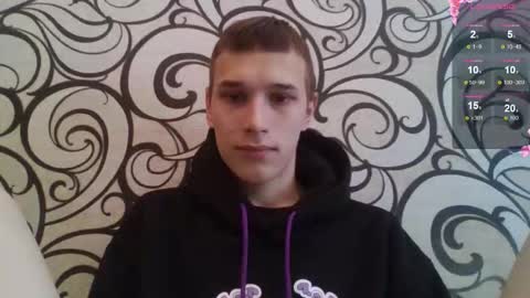 Snapshot of your_honeyy chatting on 1, 10, 2025 Mark online show from 1, 10, 2025