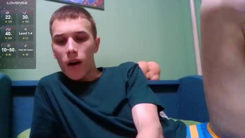 Snapshot of your_honeyy chatting on 28, 11, 2025 Mark online show from 28, 11, 2025