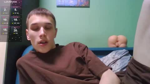 Snapshot of your_honeyy chatting on 5, 12, 2025 Mark online show from 5, 12, 2025