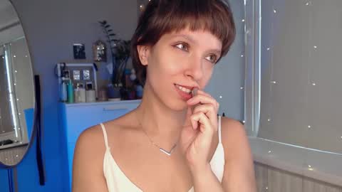 Alex and Kris long hair online show from 23, 9, 2025