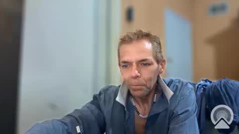 Snapshot of your_king_of_hearts chatting on 5, 3, 2025 Sophiestar online show from 5, 3, 2025