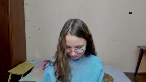 Snapshot of your_leslie chatting on 6, 3, 2026 Leslie online show from 6, 3, 2026