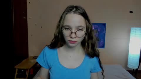 Snapshot of your_leslie chatting on 24, 3, 2026 Leslie online show from 24, 3, 2026