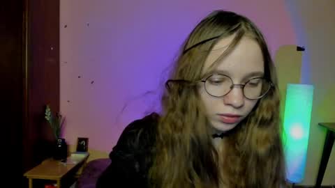 Snapshot of your_leslie chatting on 30, 3, 2026 Leslie online show from 30, 3, 2026