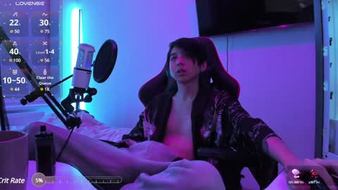 Snapshot of your_little_twink chatting on 1, 1, 2025 Han online show from 1, 1, 2025