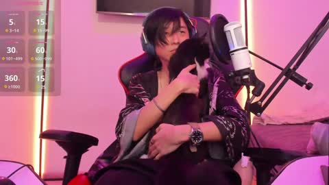 Snapshot of your_little_twink chatting on 13, 1, 2025 Han online show from 13, 1, 2025