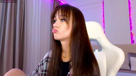 Snapshot of your_misstress chatting on 27, 4, 2026 Jessica Loyd online show from 27, 4, 2026