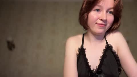 Snapshot of your_moonlight_ chatting on 7, 5, 2026 Mia online show from 7, 5, 2026