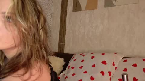 Anna online show from 5, 4, 2026