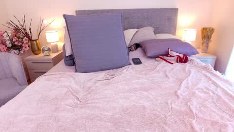 Helena online show from 4, 2, 2025