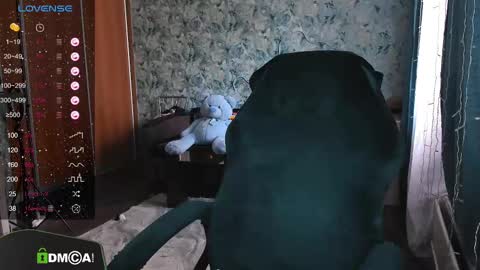 Molly online show from 20, 2, 2025