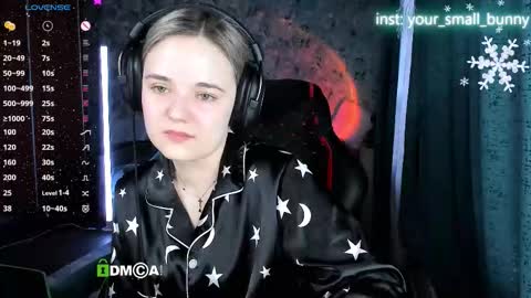 Snapshot of your_small_bunny chatting on 25, 2, 2026 Molly online show from 25, 2, 2026