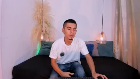 Snapshot of your_wrist chatting on 12, 5, 2026 Angel online show from 12, 5, 2026