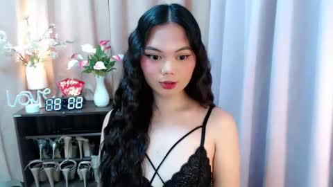 Snapshot of yourangelictransgirl chatting on 22, 9, 2025 Hi its me Yna online show from 22, 9, 2025