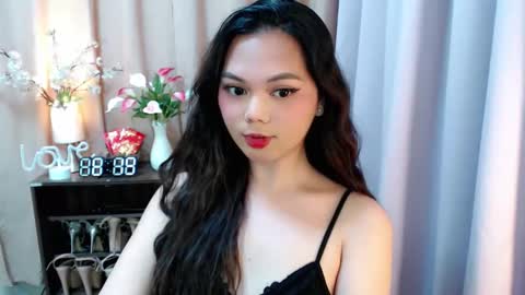 Snapshot of yourangelictransgirl chatting on 23, 9, 2025 Hi its me Yna online show from 23, 9, 2025